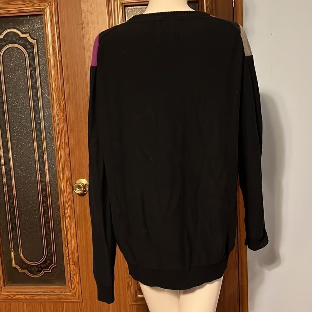 Express Sweater - Picture 4 of 6